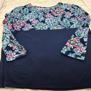 EUC Lilly Pulitzer Finn top size XL